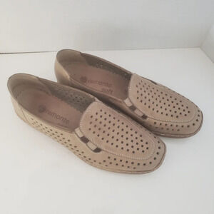 Remonte Soft Womans Size 38 Tan Leather  Loafers.